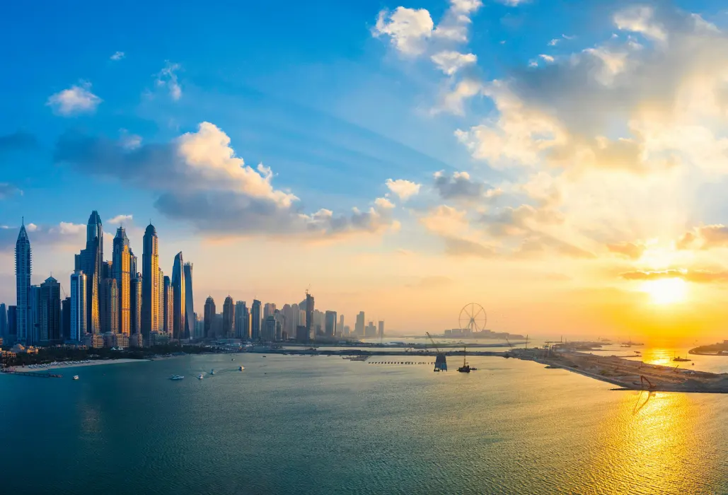 Discover Modern and Classic Dubai: One City, Two Worlds